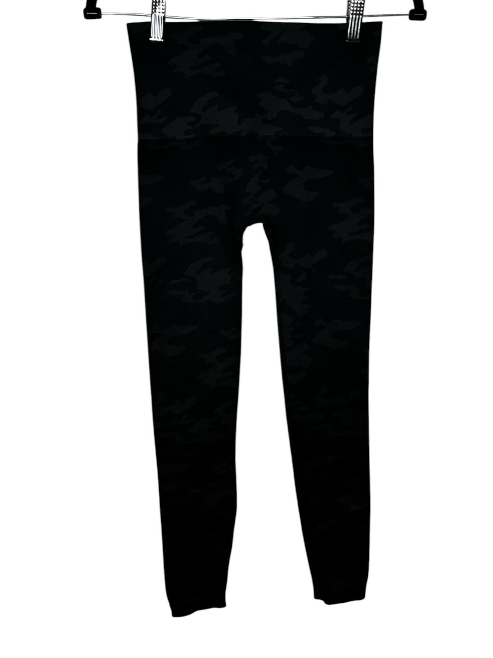 Spanx Look at me Now Seamless Leggings Camo Slimming Size Large